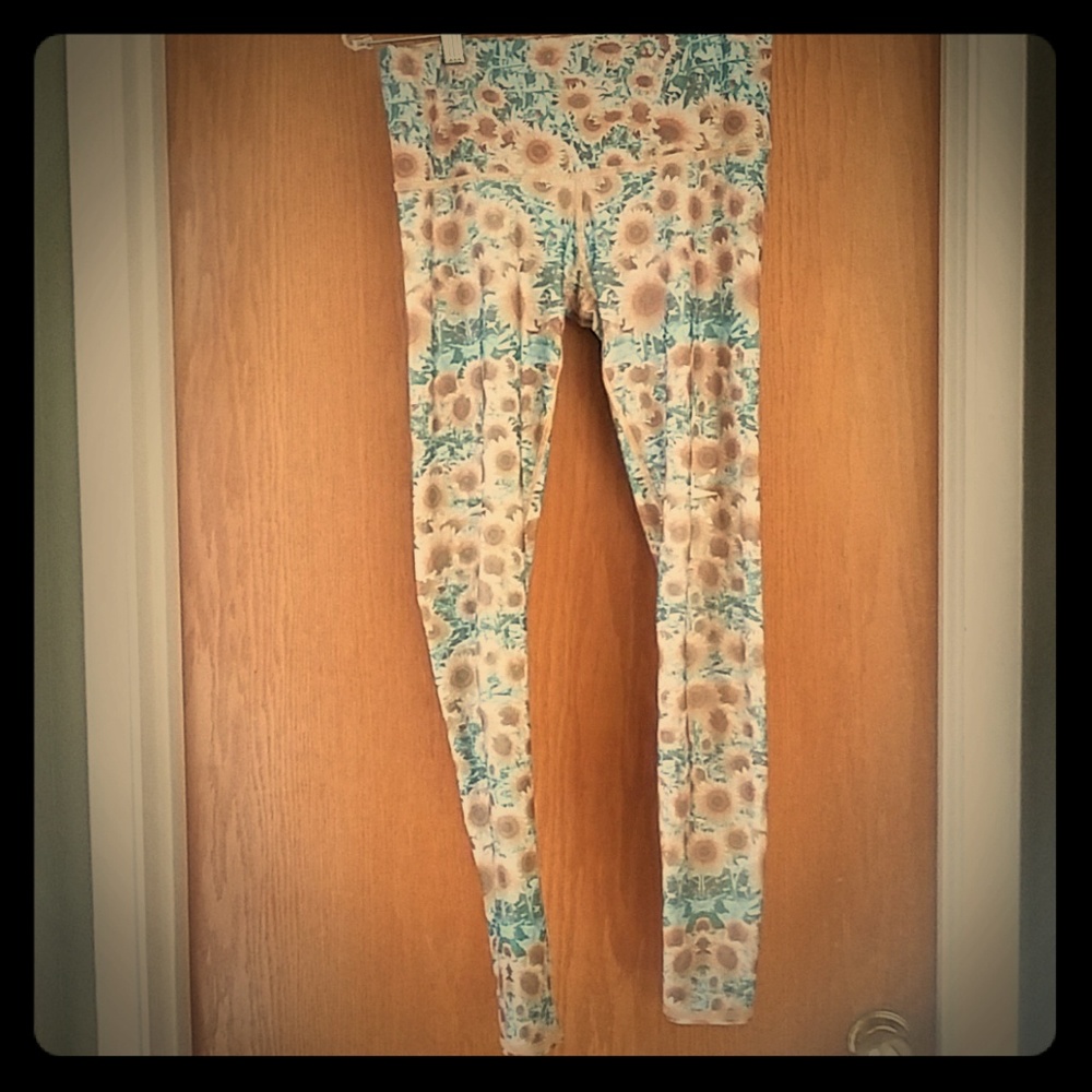teeki Sunrise Hot Pants